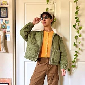 Universal Thread Olive Quilted Jacket with Cream Collar